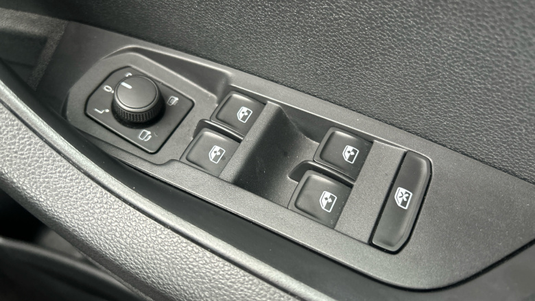 Skoda Karoq 1.5 TSI SE L 5dr DSG Petrol Estate